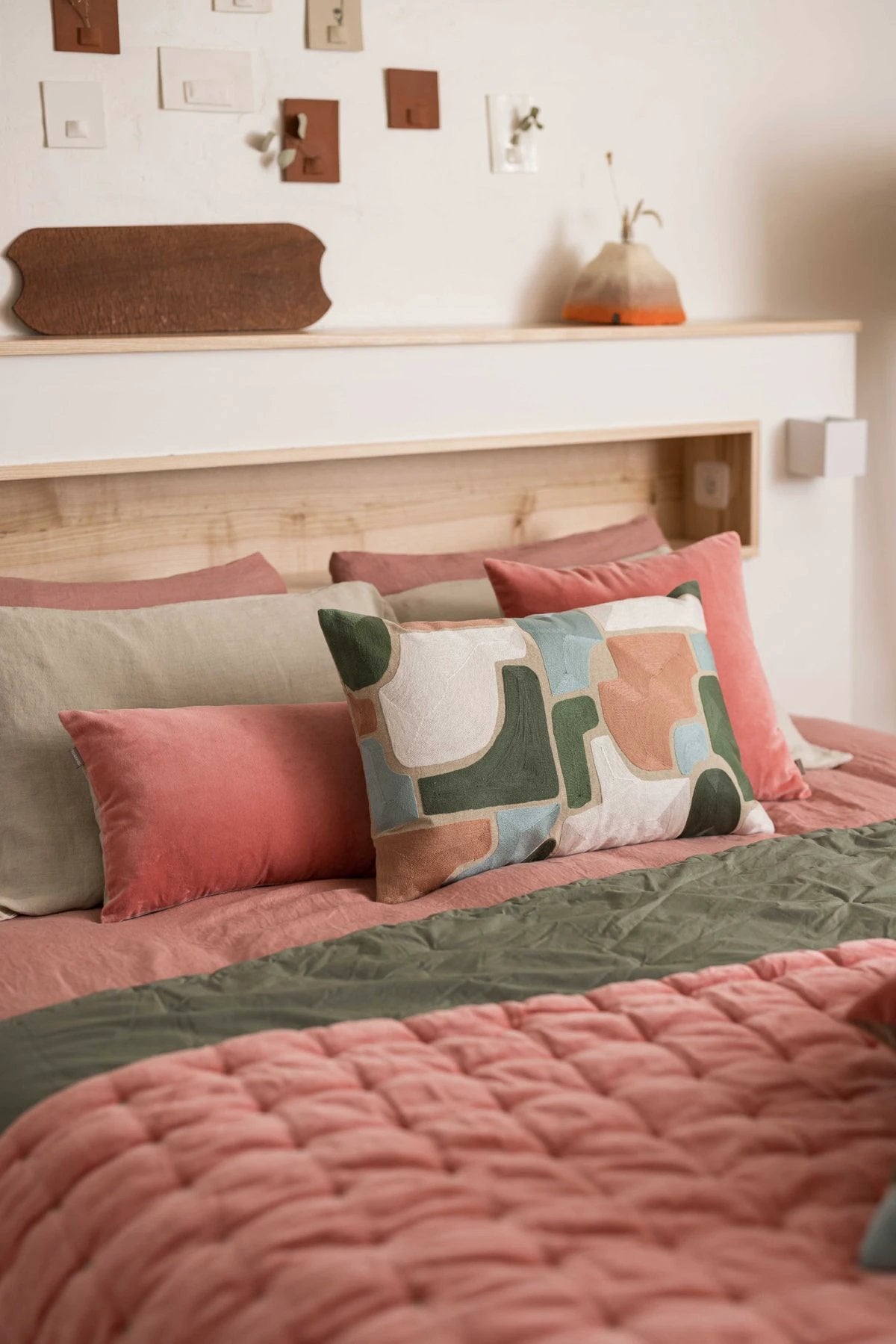 Vivaraise Coussin décoratif en velours Gris Foncé by Vivaraise