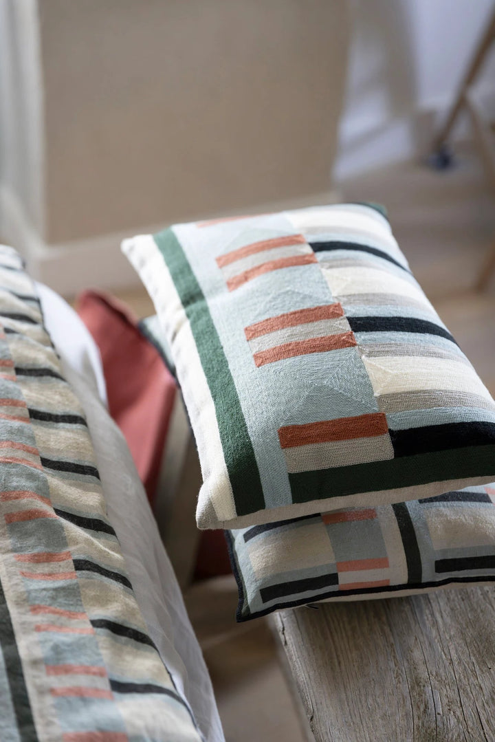 Coussin brodé Jason by Vivaraise
