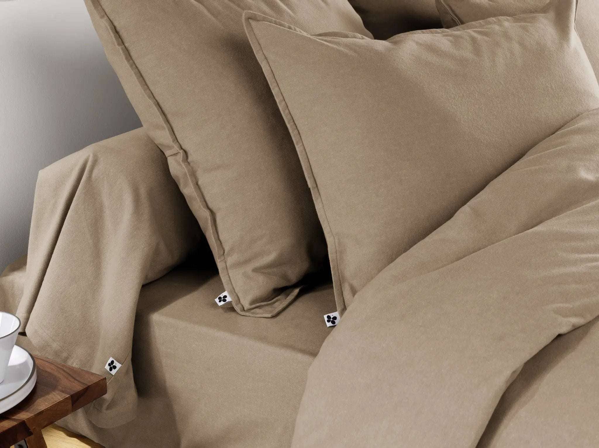 Taie d'oreiller 63 x 63 cm Flanelle unie CANDICE Ficelle by L'effet papillon