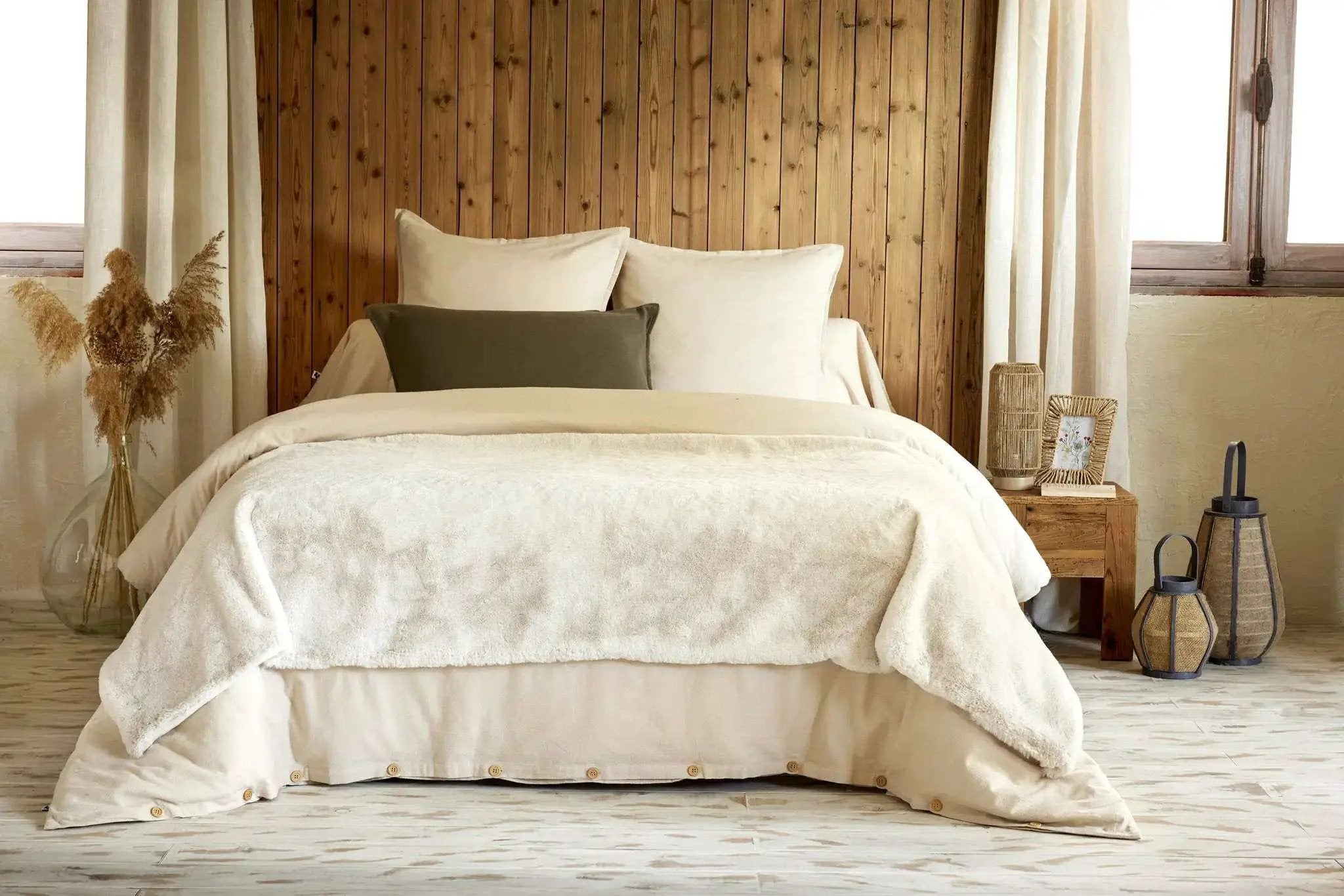 Bout de lit 90 x 220 cm Polyester SVEN Ours polaire by L'effet papillon