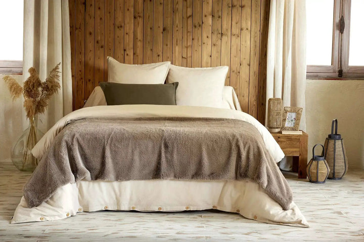 Bout de lit 90 x 220 cm Polyester SVEN Loutre by L'effet papillon