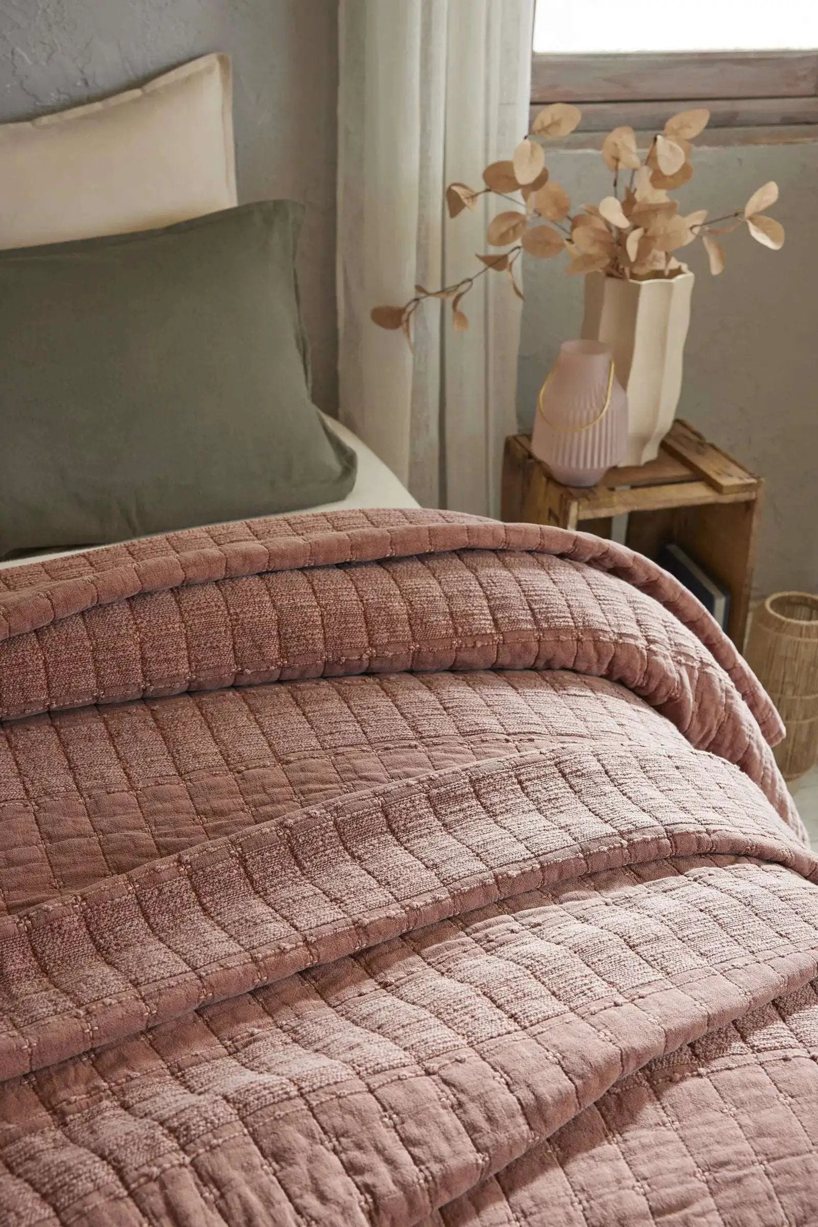 Jeté de lit 240 x 260 cm ZÉLIE Coton jacquard Terracotta by L'effet papillon