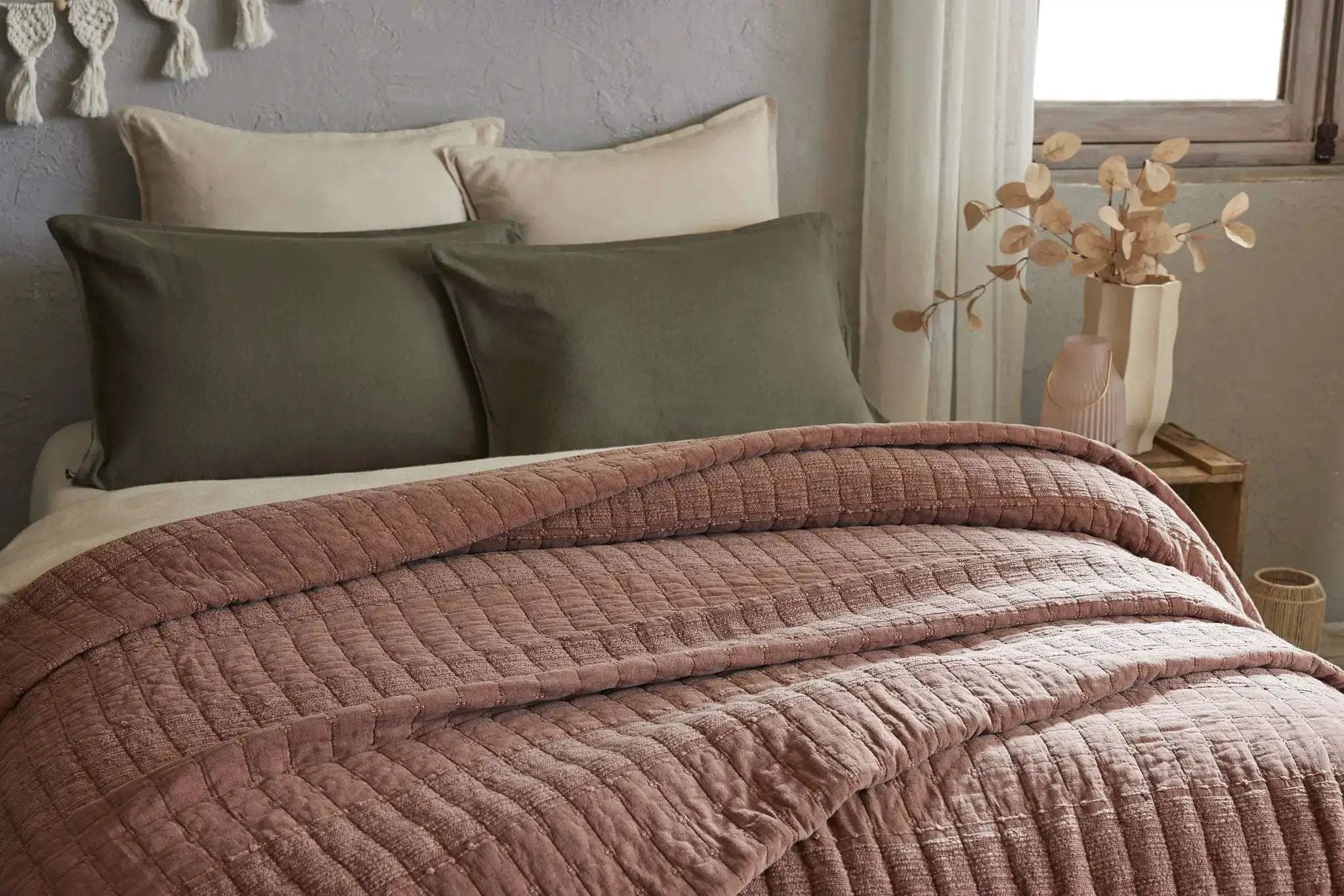 Jeté de lit 240 x 260 cm ZÉLIE Coton jacquard Terracotta by L'effet papillon