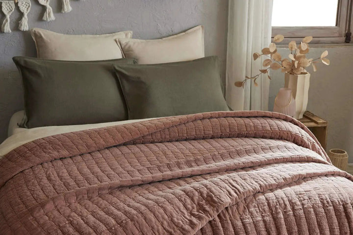 Jeté de lit 240 x 260 cm ZÉLIE Coton jacquard Terracotta by L'effet papillon