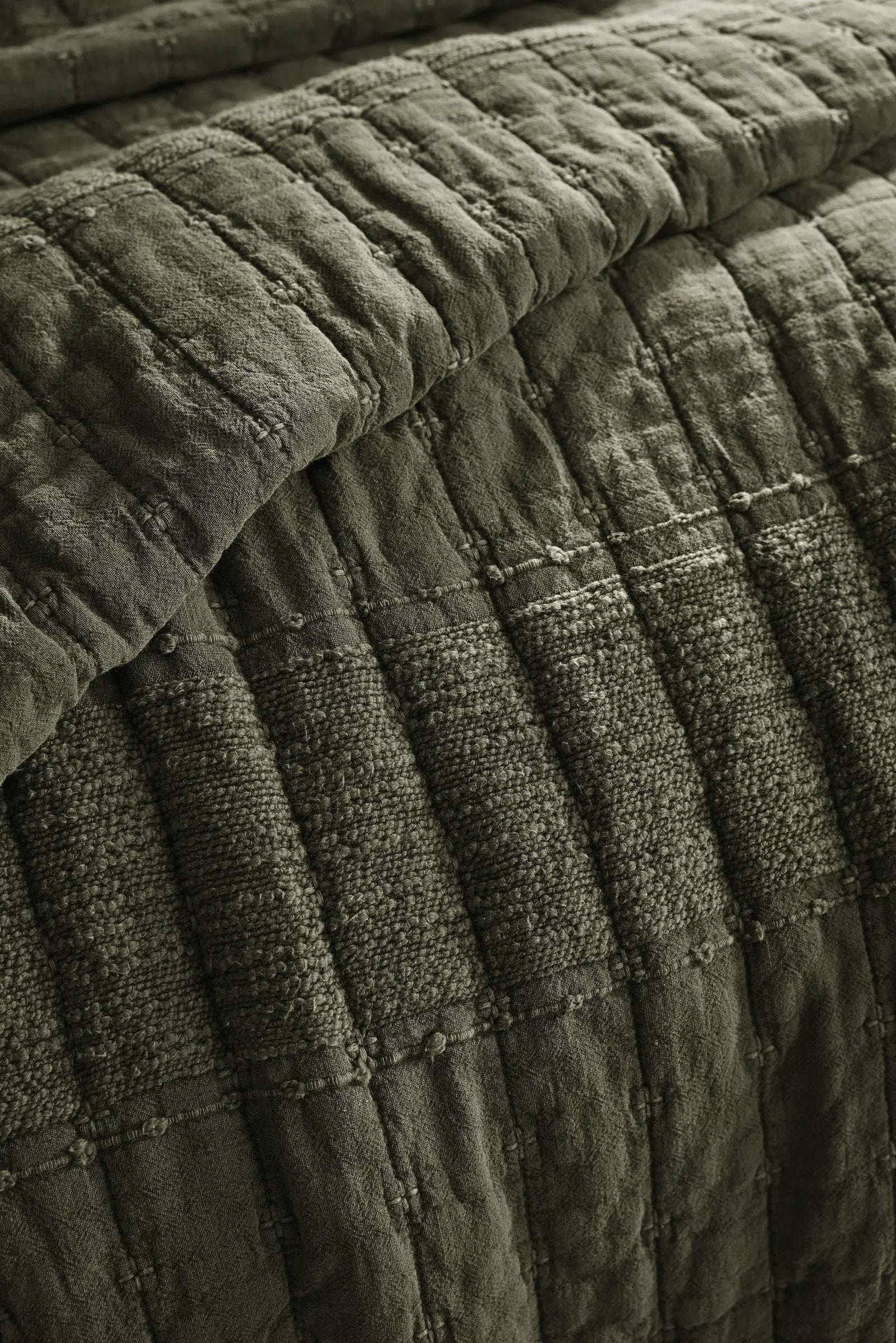Jeté de lit 240 x 260 cm ZÉLIE Coton jacquard Romarin by L'effet papillon