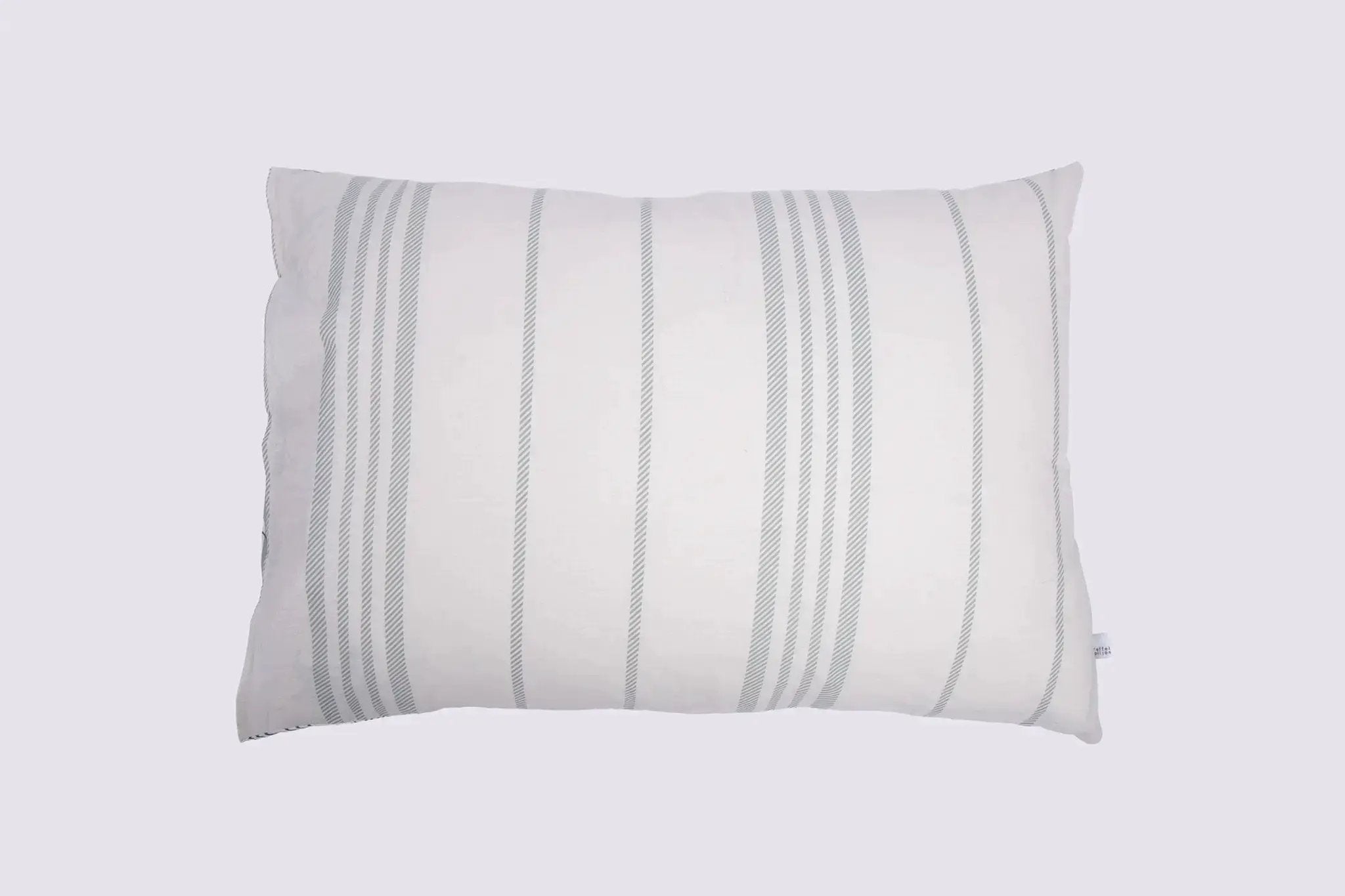 Taie d'oreiller 63 x 63 cm Coton imprimé TAMARA by L'effet papillon