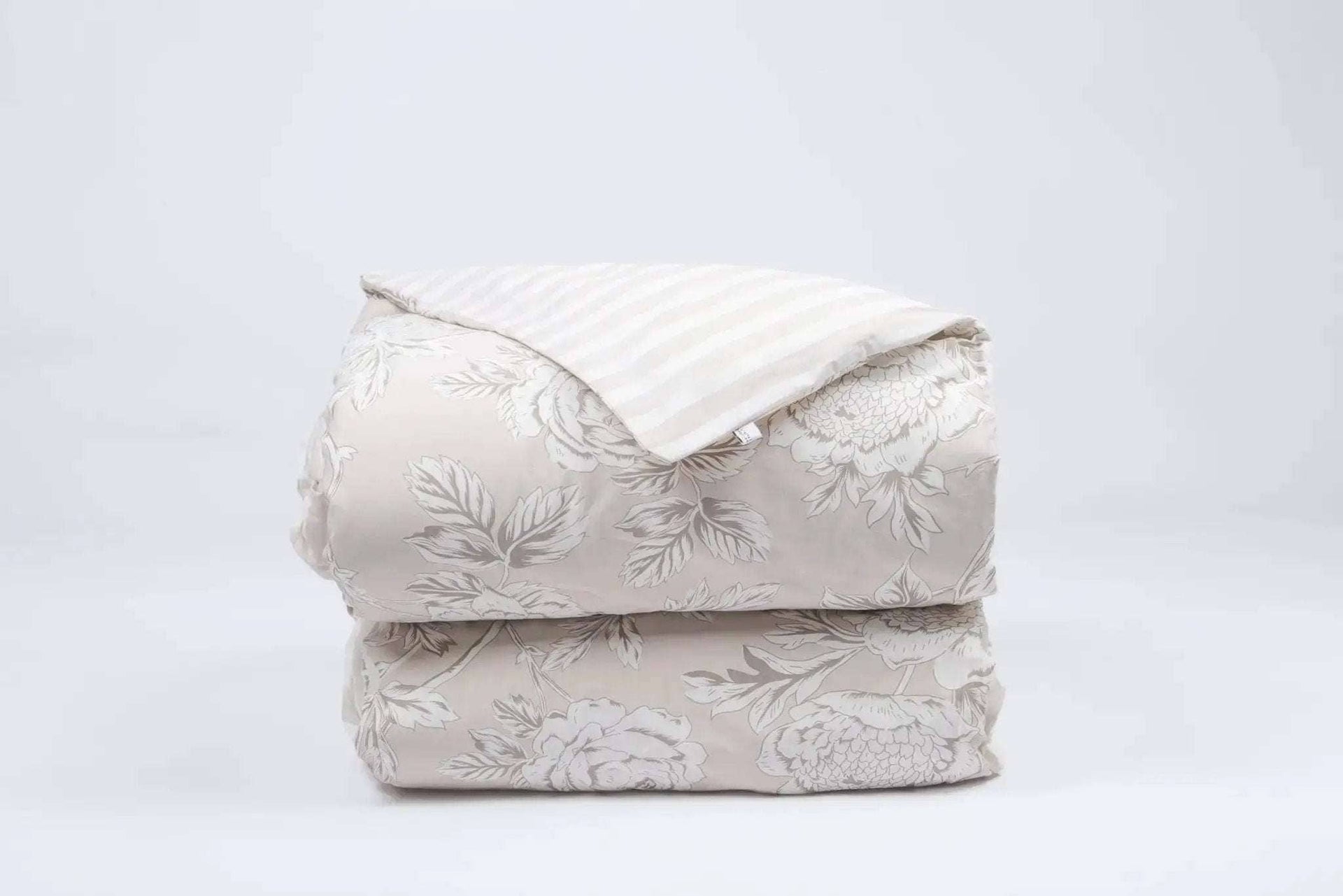 Couette imprimée 140 x 200 cm + 1 taie d'oreiller 63 x 63 cm Coton imprimé NORA by L'effet papillon