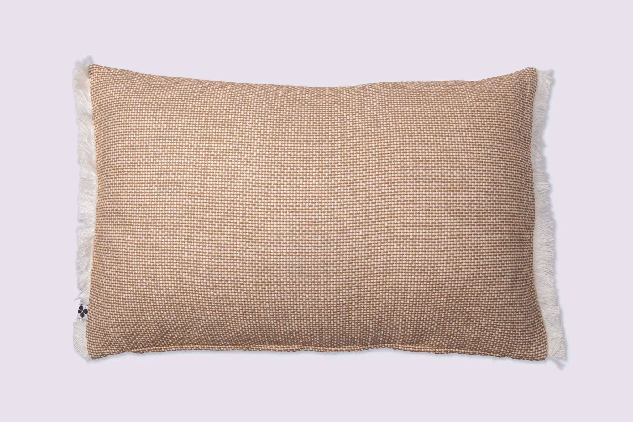 Coussin déhoussable avec franges 40 x 60 cm Coton texturé ANTON by L'effet papillon
