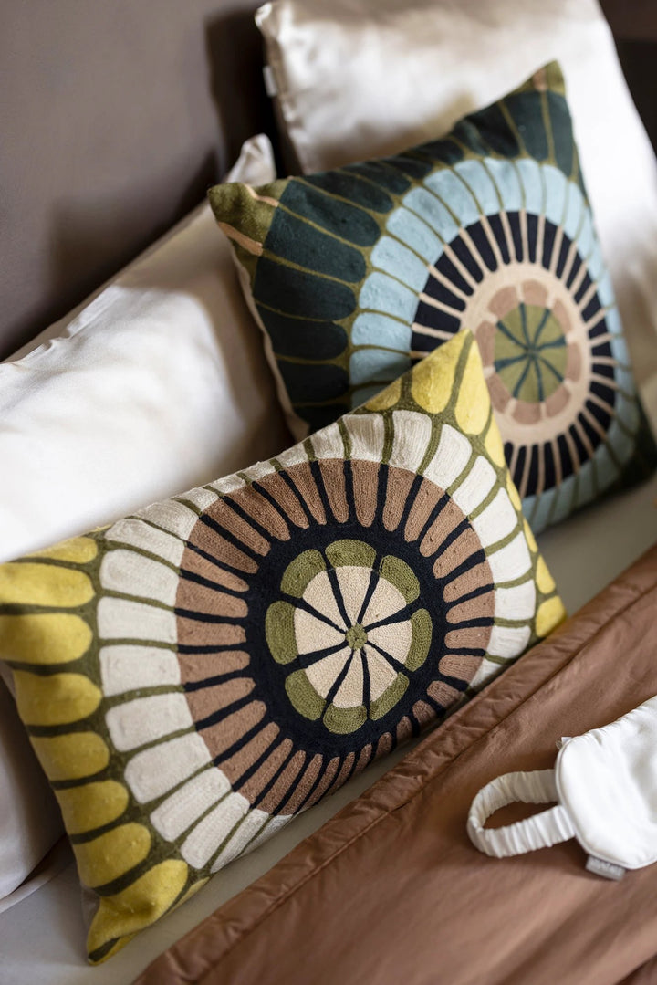 Coussin brodé Zeno Multico by Vivaraise