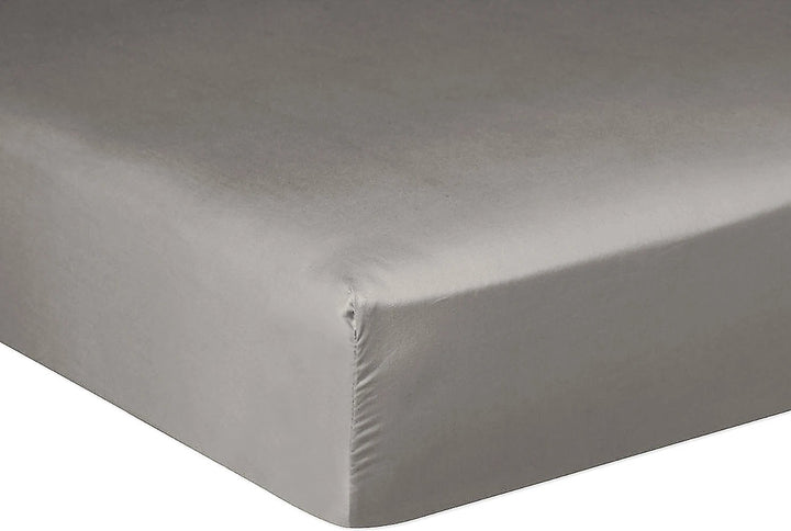 Drap housse bonnet:30cm 100% satin de coton 105 fils gris clair by Baton Rouge