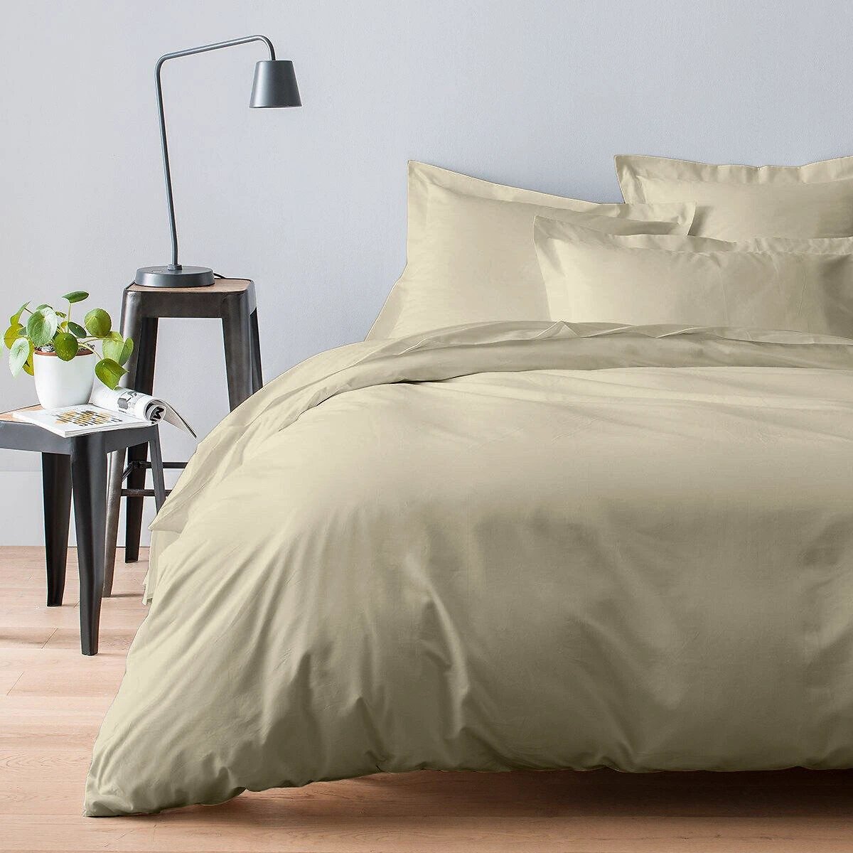 Housse de couette 100% satin de coton 105 fils beige by Baton Rouge