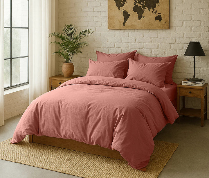 Taie d'oreiller avec volant 100% percale de coton lavé rose poudré / rose profond by Baton Rouge