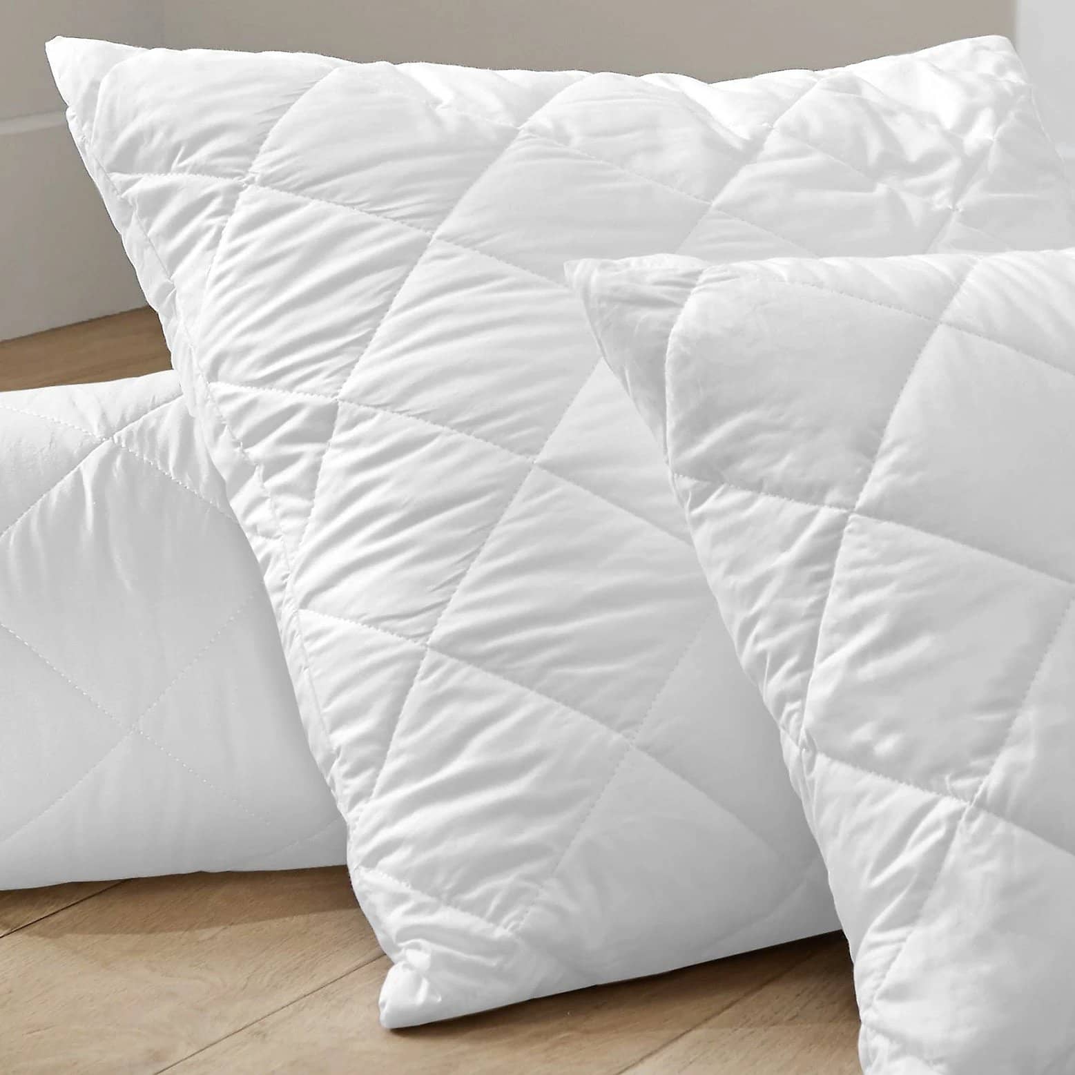 Lot de 2 protege oreiller 100% polyester 205gsm matelasse / respirant blanc by BLANC PASSION
