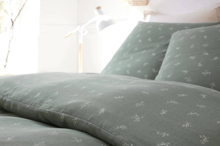 Parure housse de couette 3pcs 100% gaze de coton imprimé celestine by Baton Rouge