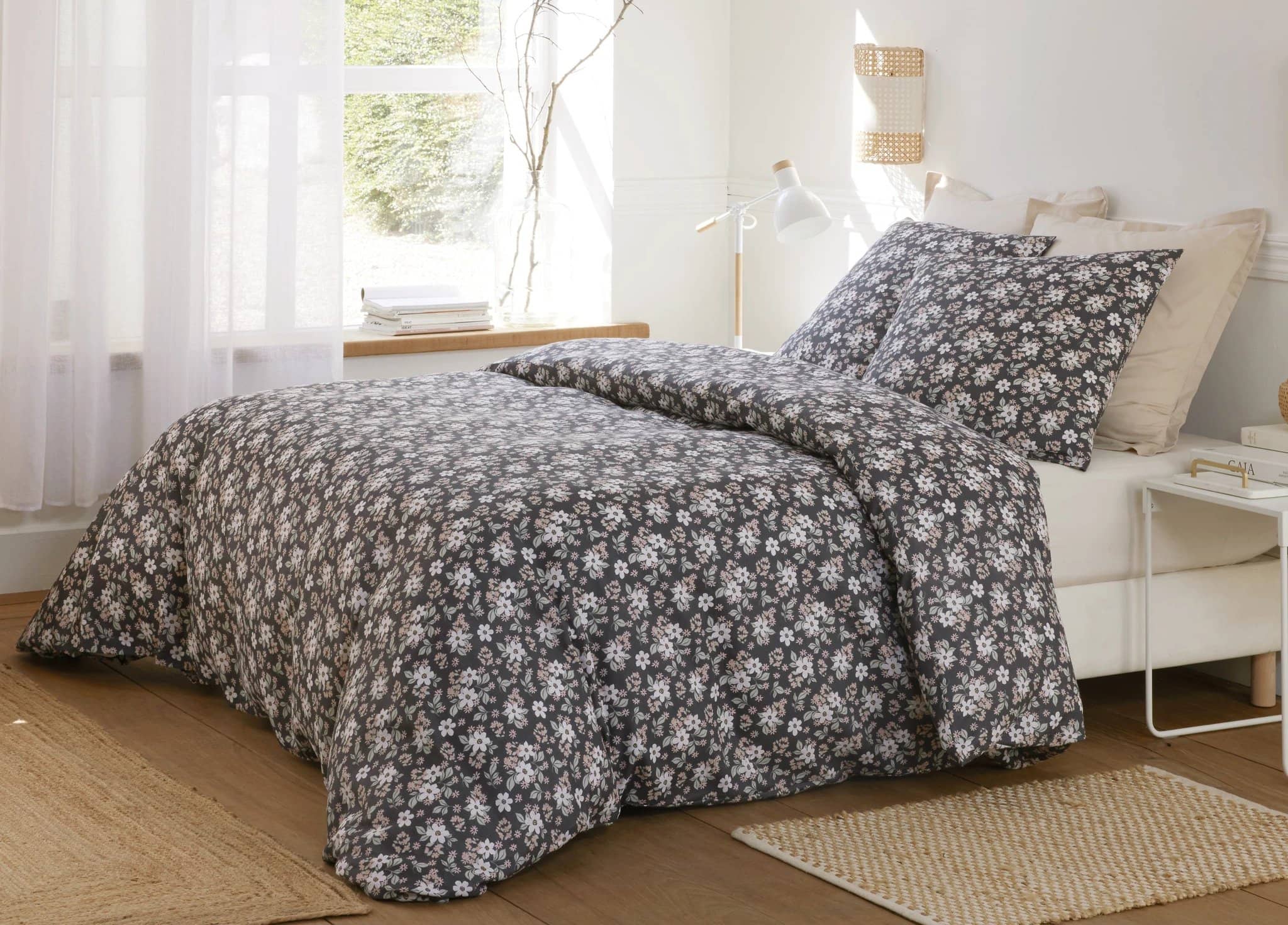 Parure housse de couette 3pcs 100% gaze de coton imprimé sakuria by Baton Rouge