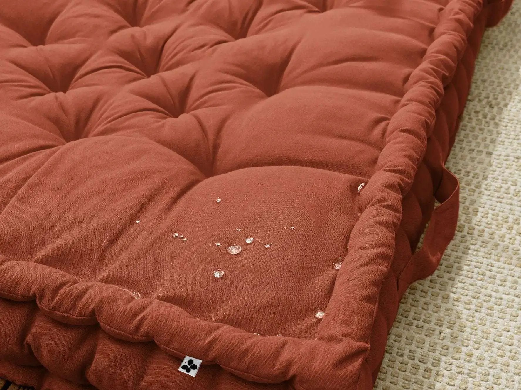 Coussin de sol 50 x 50 x10 cm Coton uni KALA Terracotta by L'effet papillon