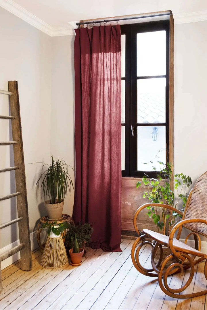 Rideau ajustable + 8 anneaux pince 140 x 300 cm Gaze de coton unie GAÏA Lie de vin by L'effet papillon
