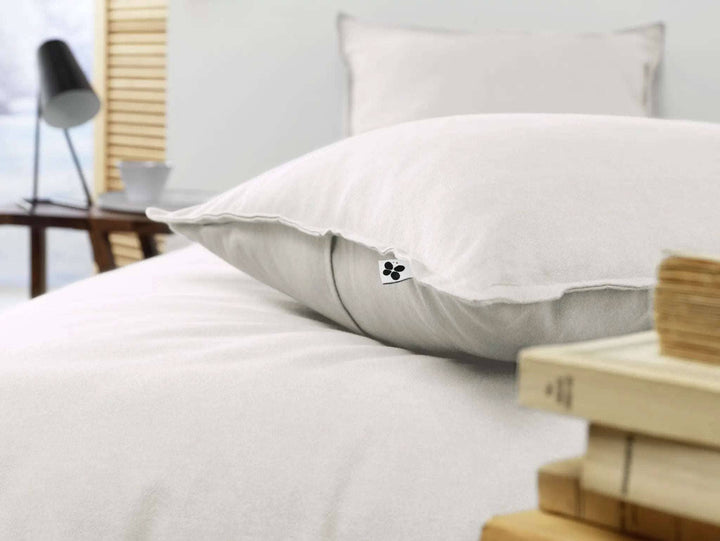 Taie d'oreiller 63 x 63 cm Flanelle unie CANDICE Neige by L'effet papillon