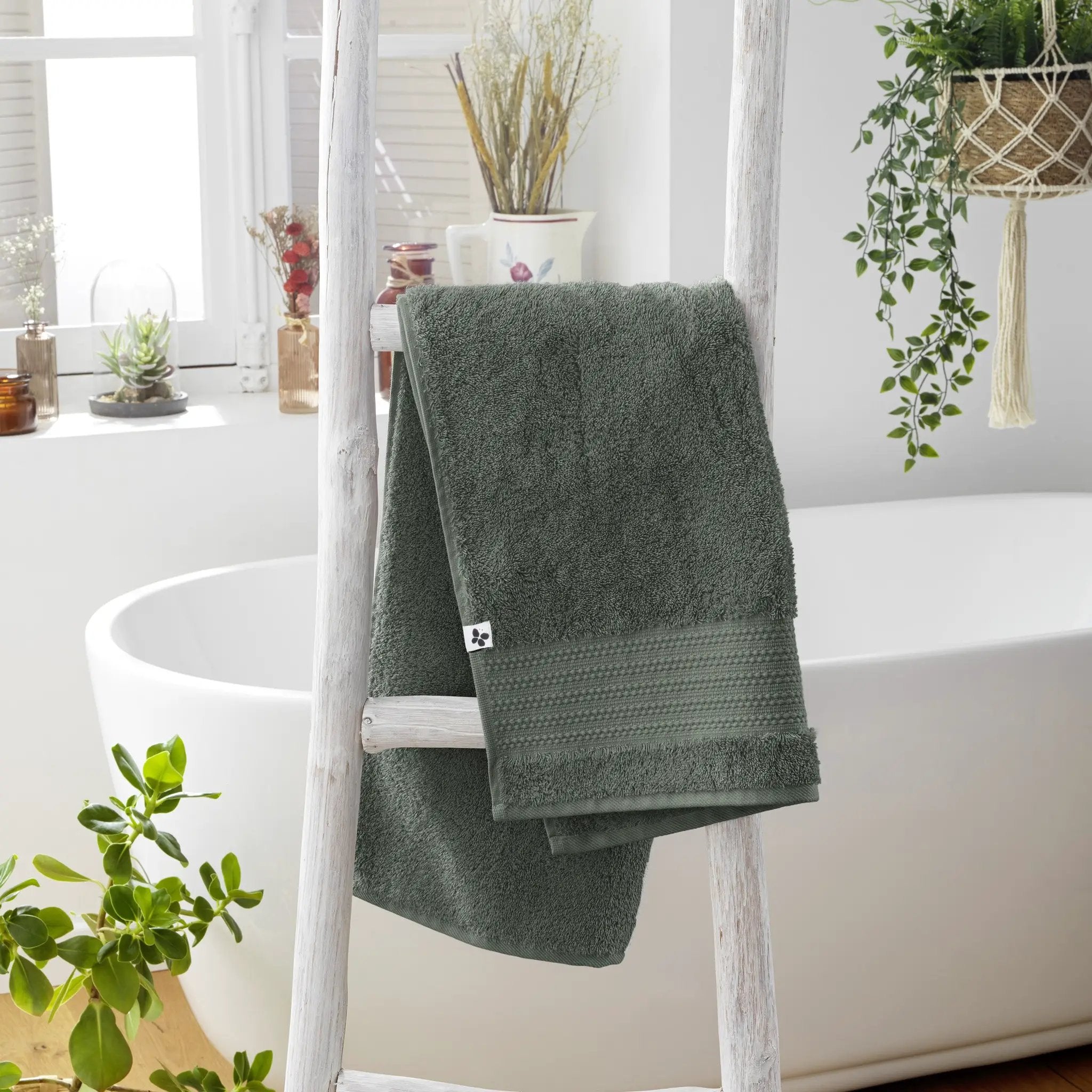 Serviette de toilette 50 x 90 cm GARANCE Romarin by L'effet papillon