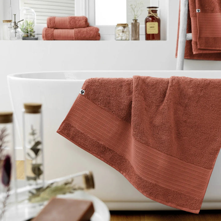 Serviette de douche 70 x 130 cm GARANCE Terracotta by L'effet papillon