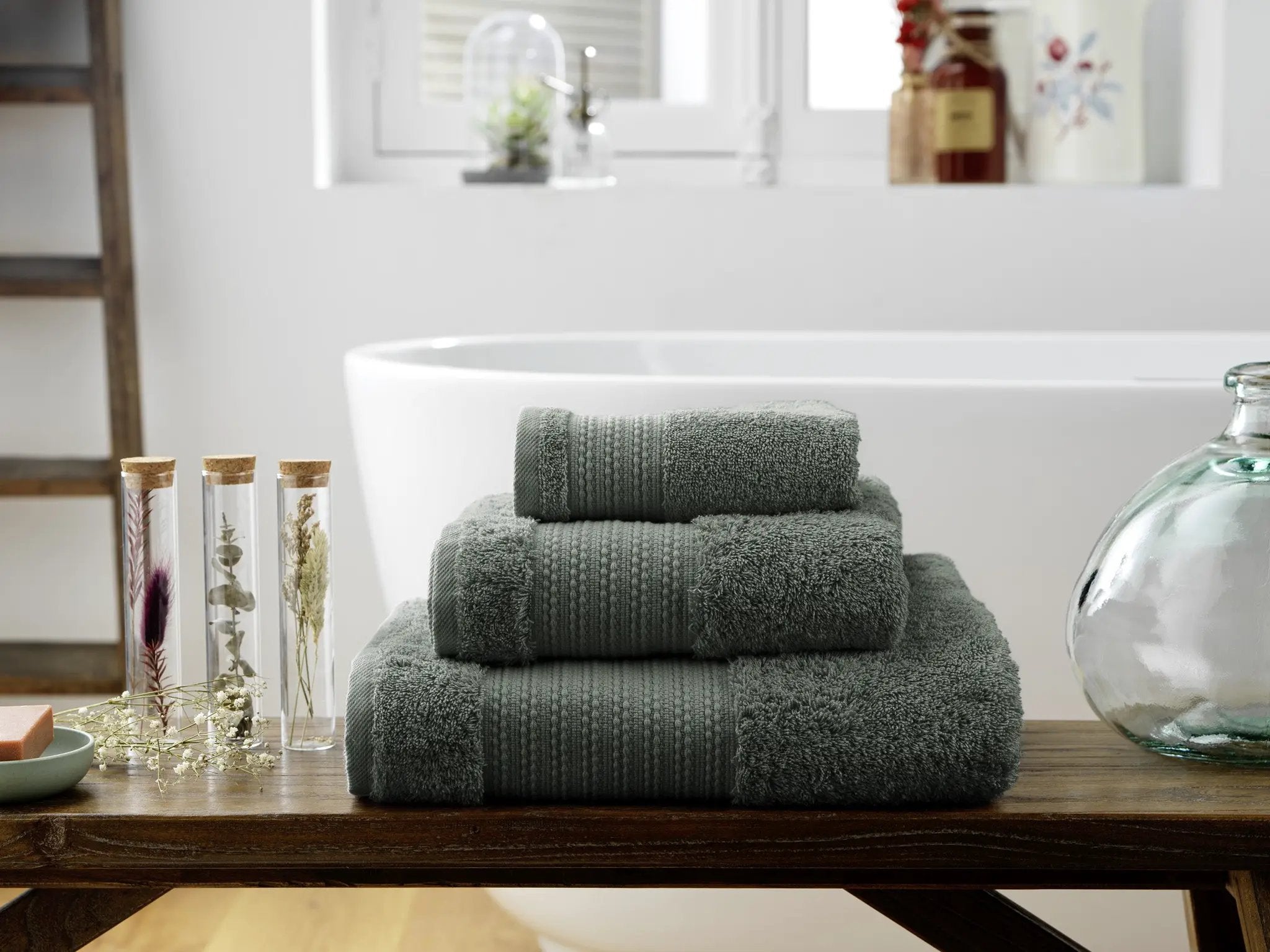 Serviette de douche 70 x 130 cm GARANCE Romarin by L'effet papillon