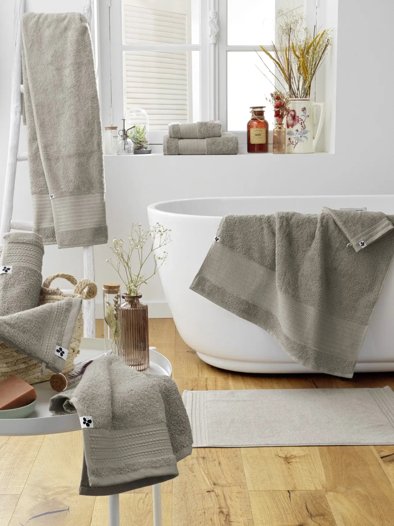 Serviette de bain 90 x 150 cm GARANCE Argile by L'effet papillon