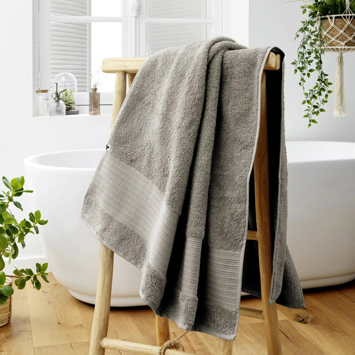 Serviette de bain 90 x 150 cm GARANCE Argile by L'effet papillon