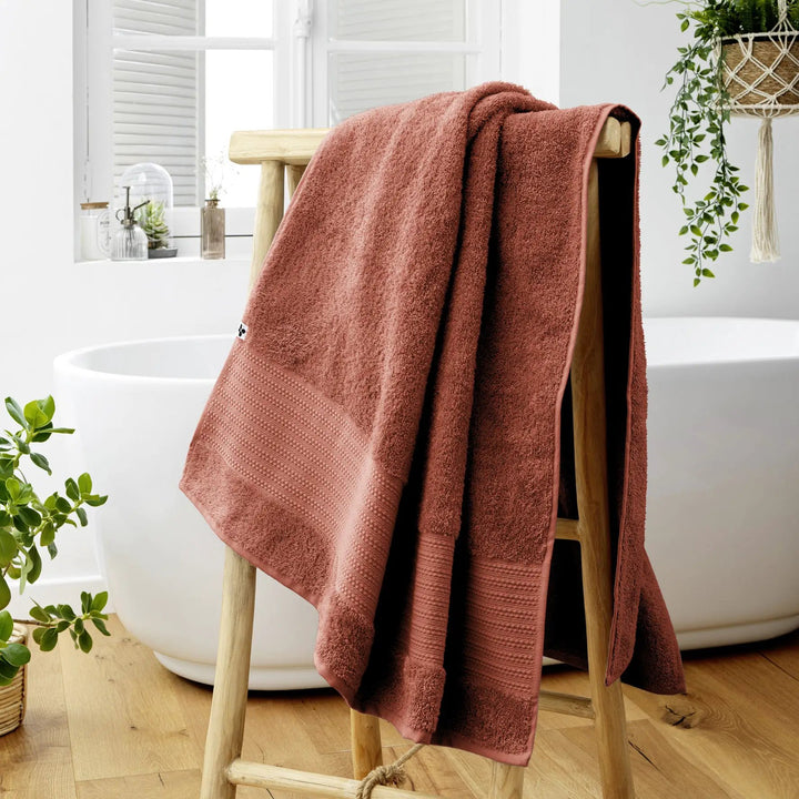 Serviette de bain 90 x 150 cm GARANCE Terracotta by L'effet papillon