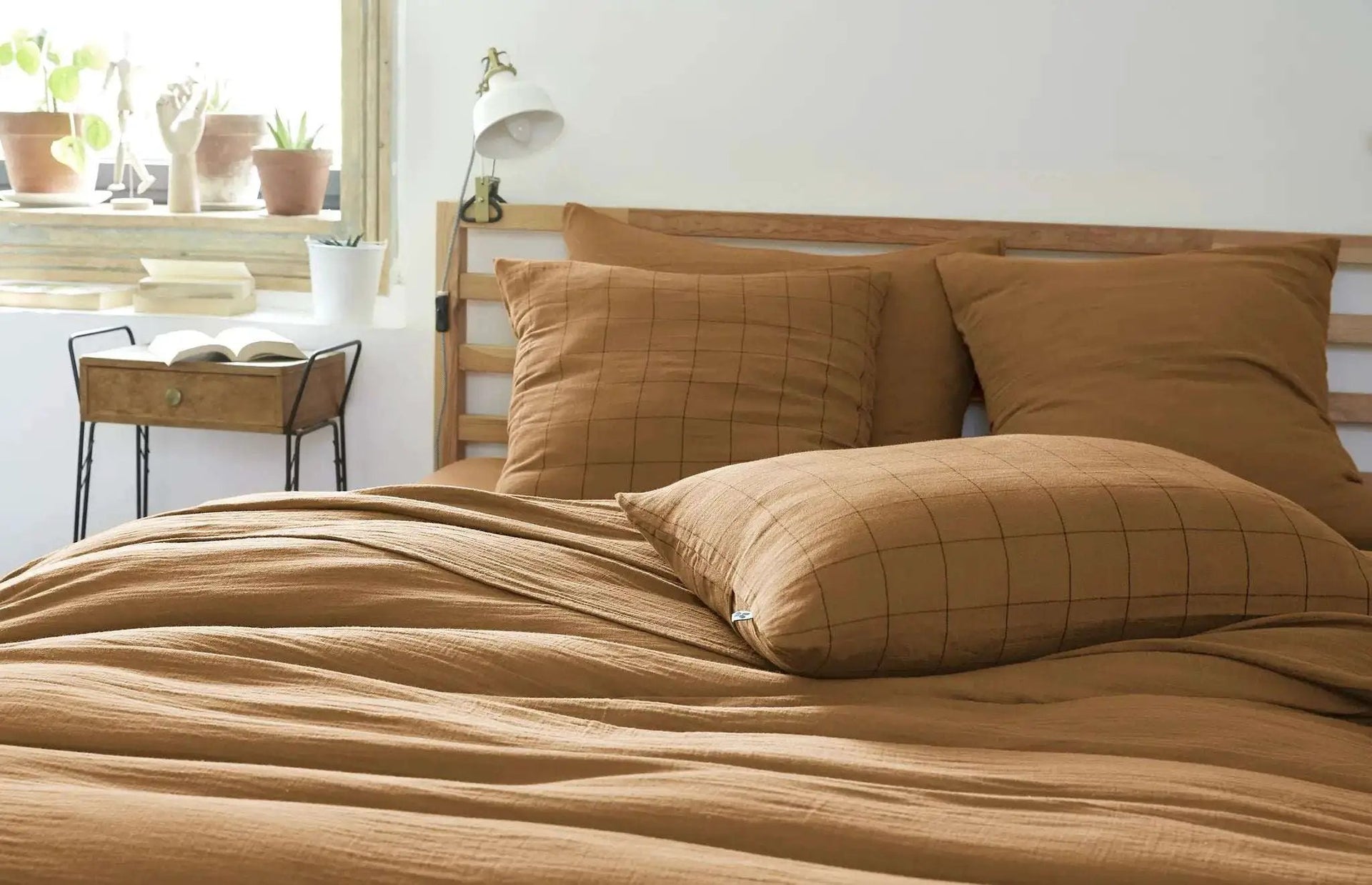 Taie d'oreiller Gaze de coton GAÏA MATCH Camel by L'effet papillon