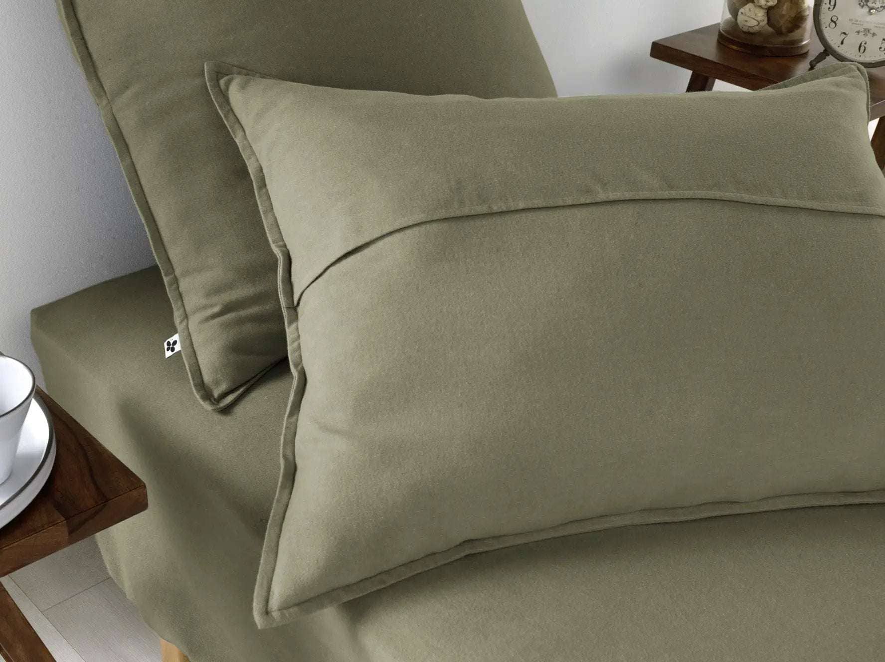 Taie d'oreiller 63 x 63 cm Flanelle unie CANDICE Romarin by L'effet papillon