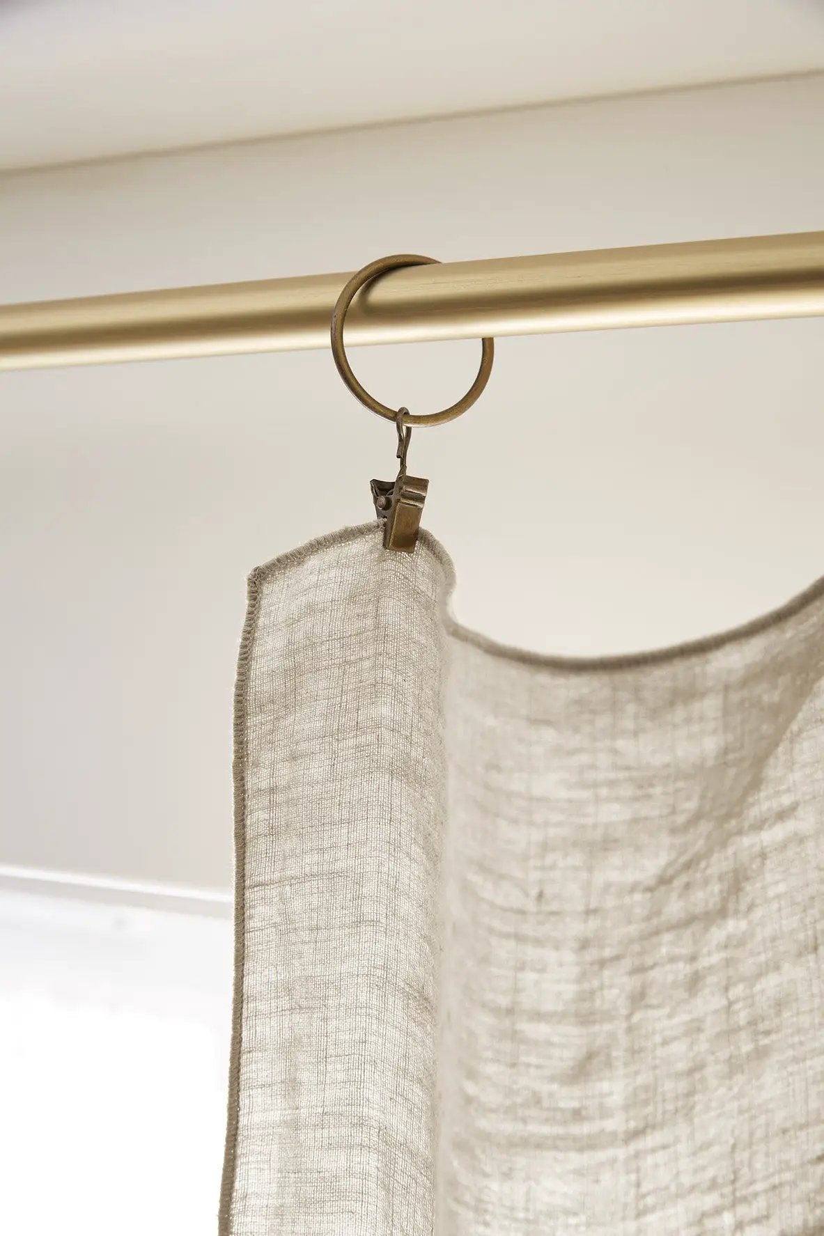 Rideau ajustable + 8 anneaux pince 140 x 270 cm Lin lavé SOLINE Sable by L'effet papillon