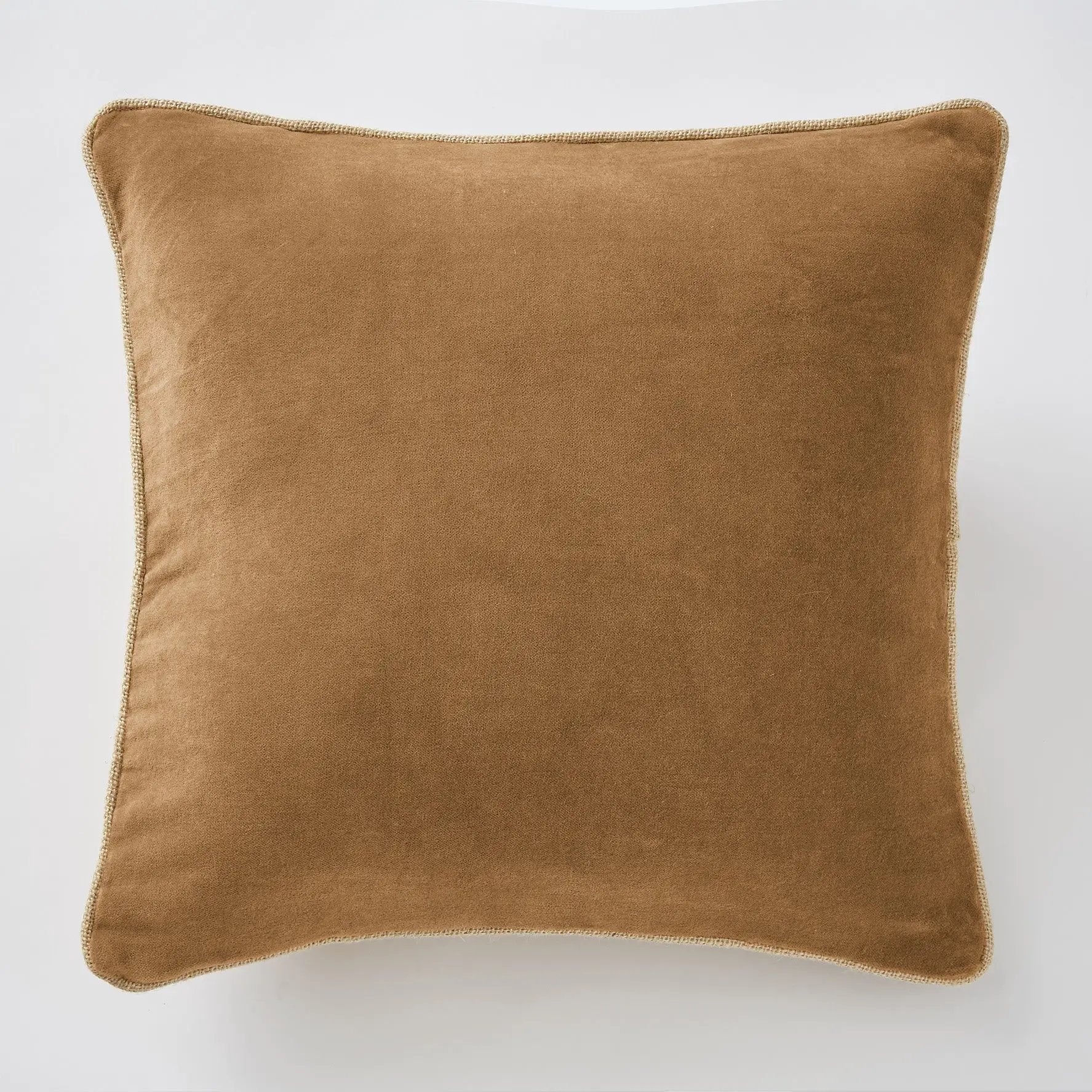 Coussin déhoussable 45 x 45 cm Velours de coton CÉSAR Camel by L'effet papillon