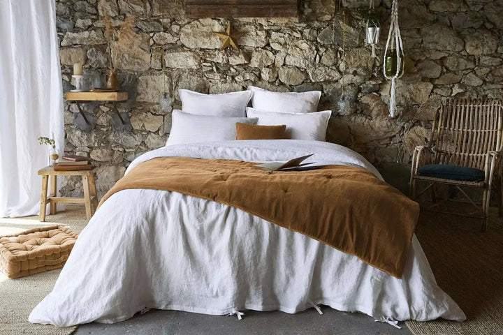 Bout de lit 90 x 200 cm Velours de coton CÉSAR Camel by L'effet papillon