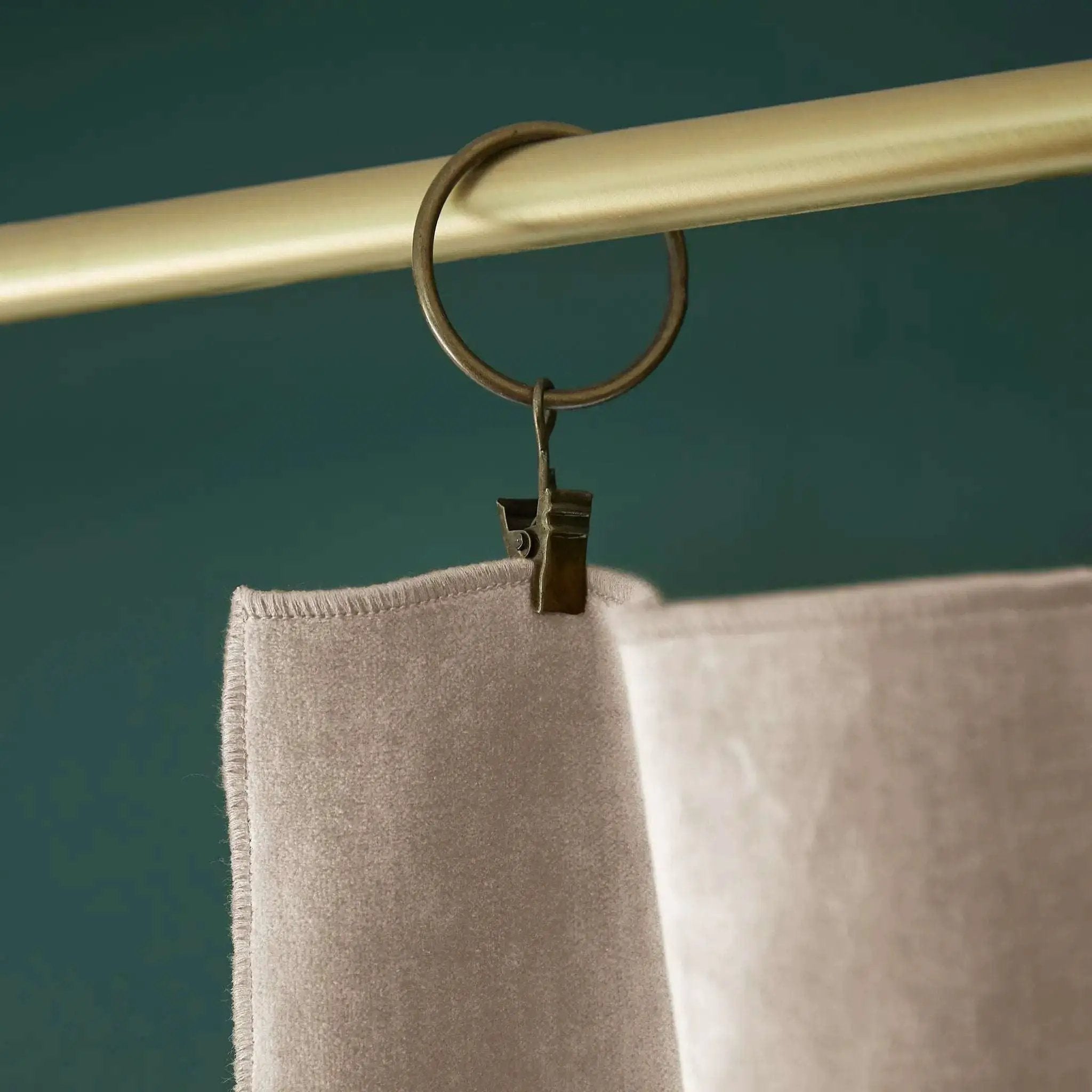 Rideau ajustable + 8 anneaux pince 140 x 270 cm Velours de coton CÉSAR Pampa by L'effet papillon