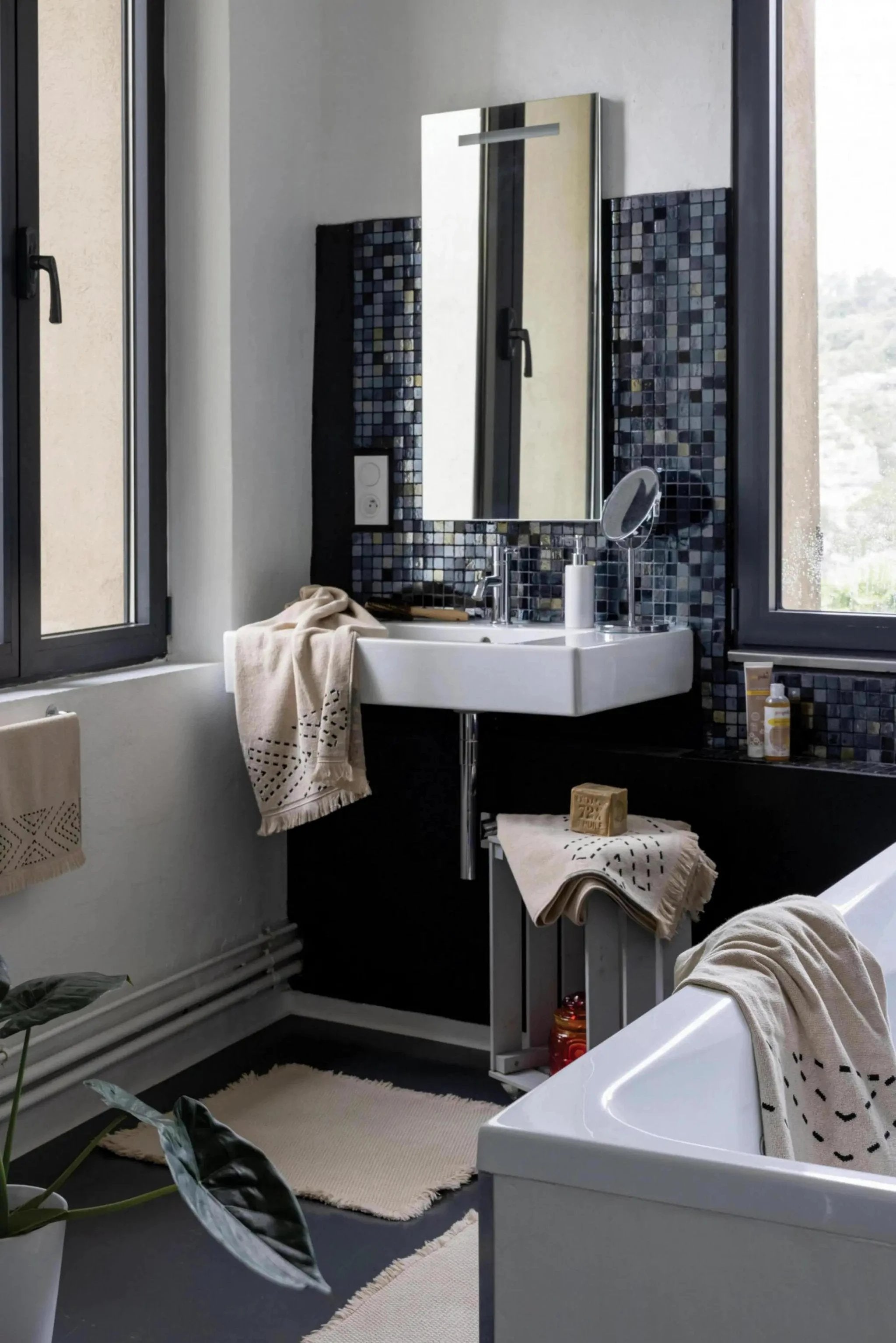 Serviette de toilette Julia by Vivaraise