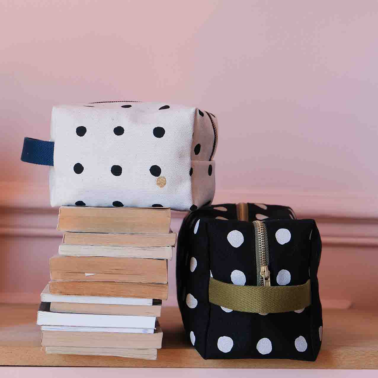 Trousse cube Mio Ecru La Cerise sur le Gâteau
