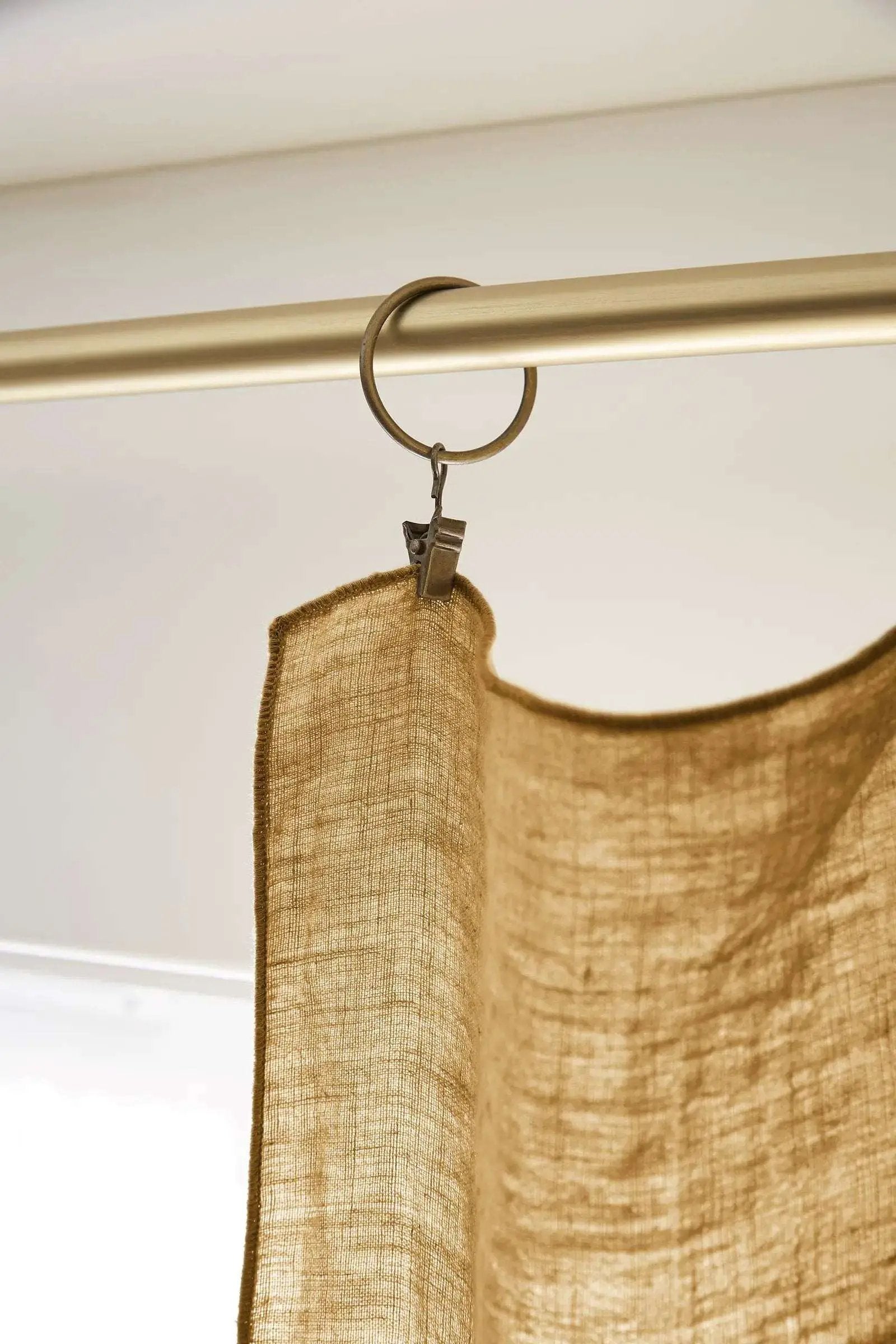 Rideau ajustable + 8 anneaux pince 140 x 270 cm Lin lavé SOLINE Caramel by L'effet papillon