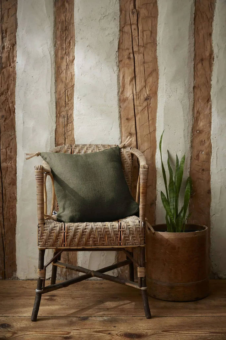 Coussin déhoussable avec pompons Lin lavé 45 x 45 cm SOLINE Thym by L'effet papillon