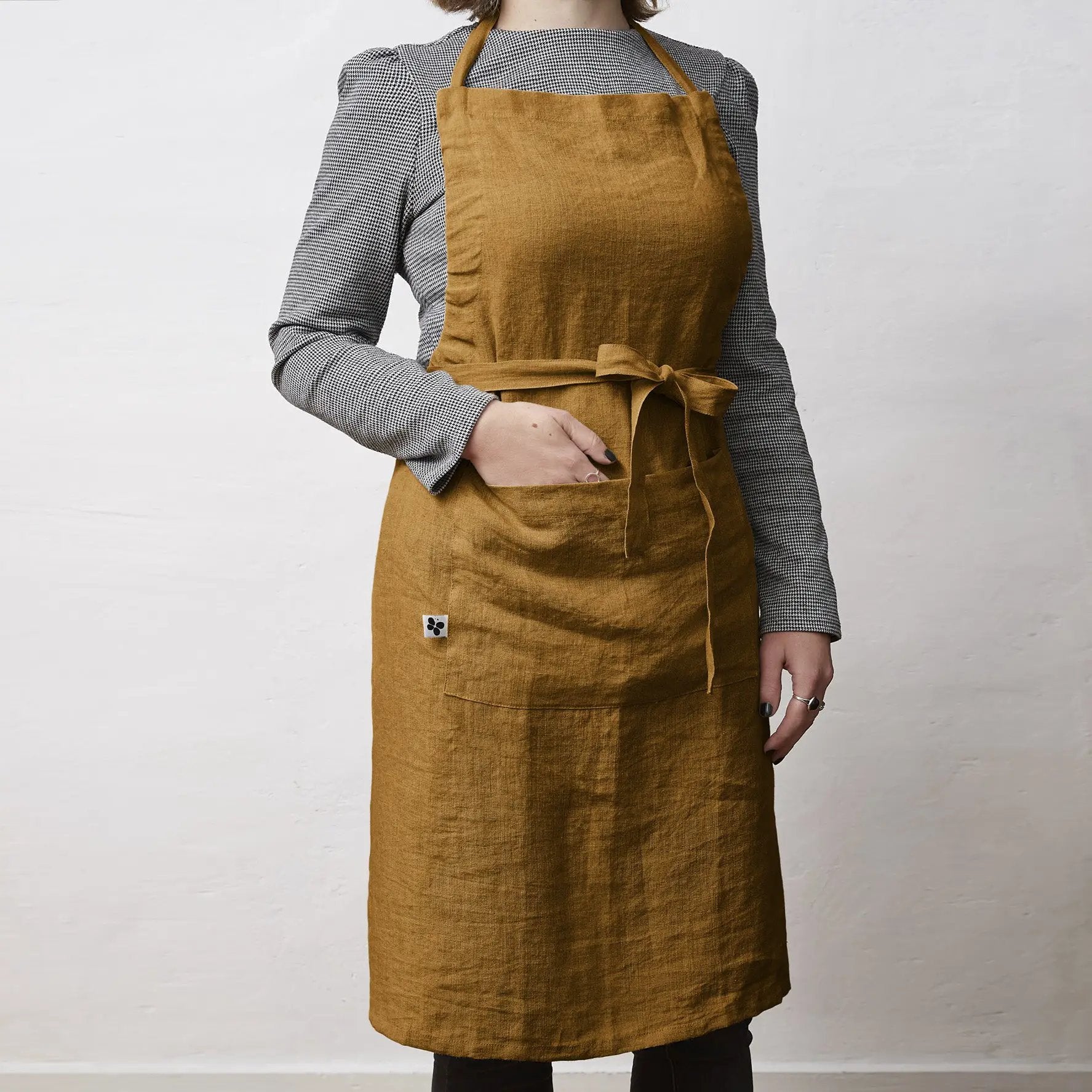 Tablier ajustable lin lavé 70 x 85 cm SOLINE Caramel by L'effet papillon