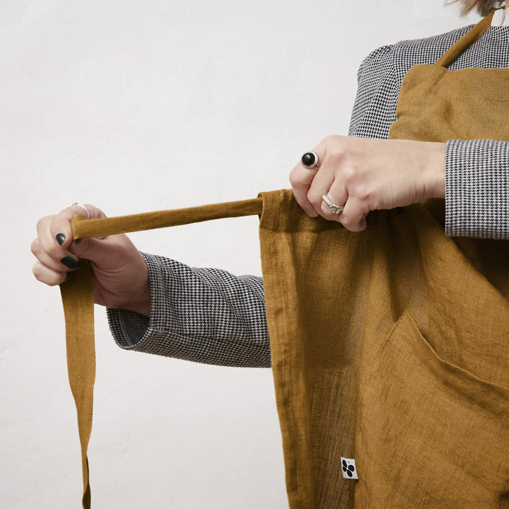 Tablier ajustable lin lavé 70 x 85 cm SOLINE Caramel by L'effet papillon