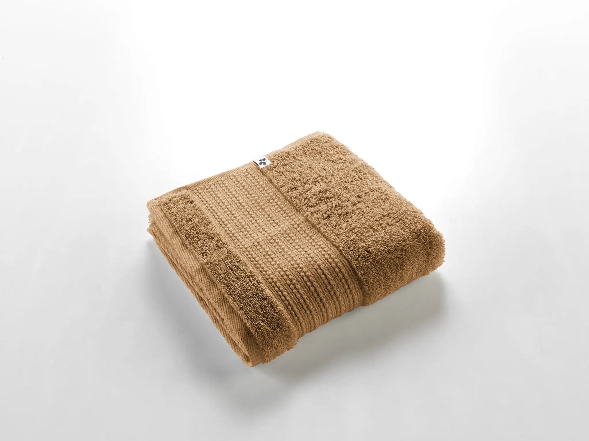 Serviette de toilette 50 x 90 cm GARANCE Camel by L'effet papillon