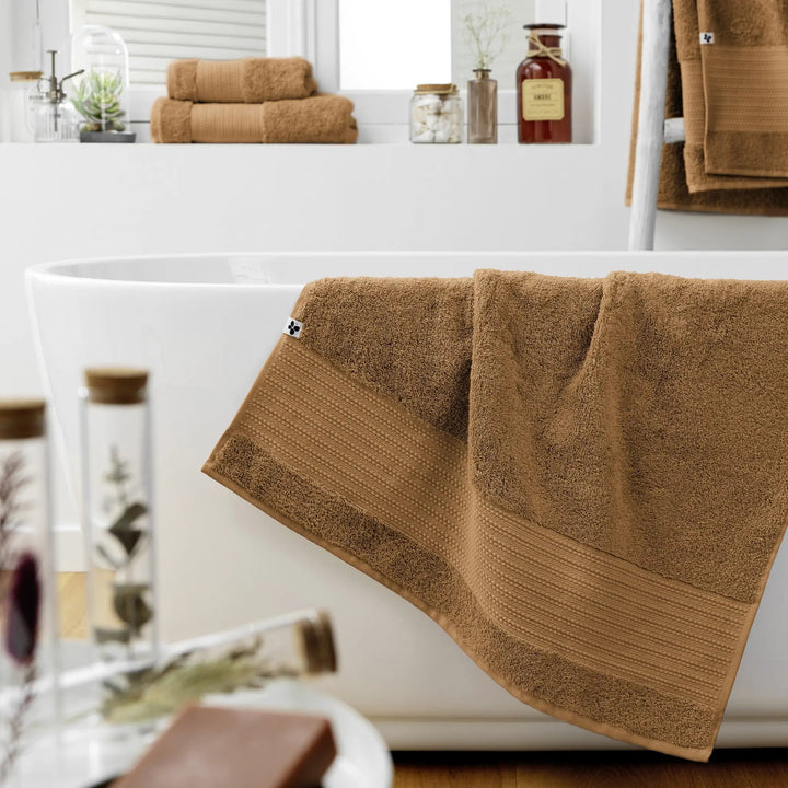 Serviette de douche 70 x 130 cm GARANCE Camel by L'effet papillon
