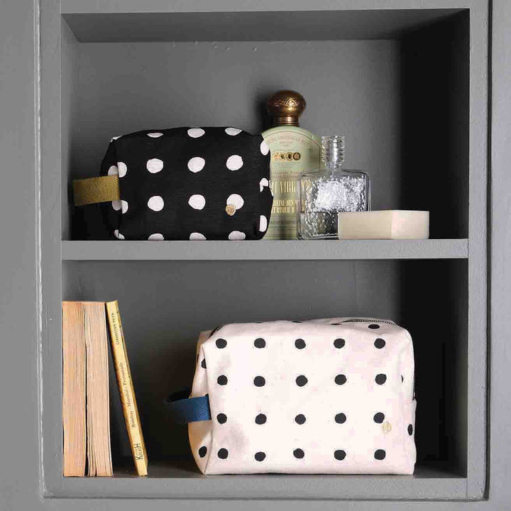Trousse de toilette Mia Caviar La Cerise sur le Gâteau