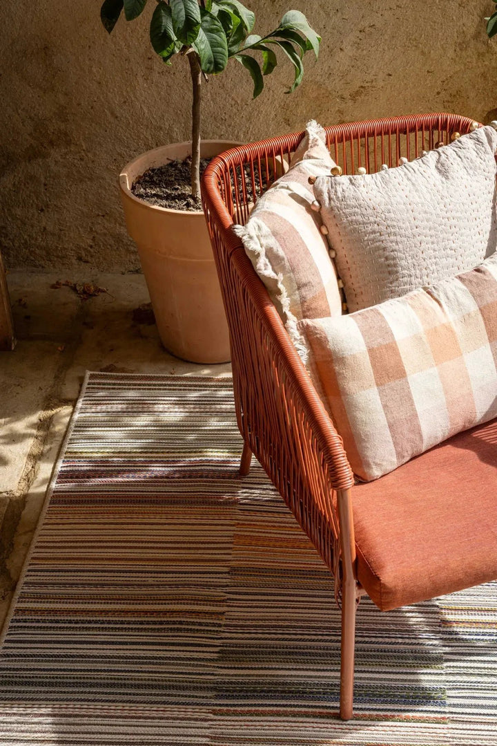 Tapis Bianca outdoor by Vivaraise