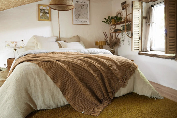 Plaid à franges 180 x 220 cm RPET GABIN Camel by L'effet papillon