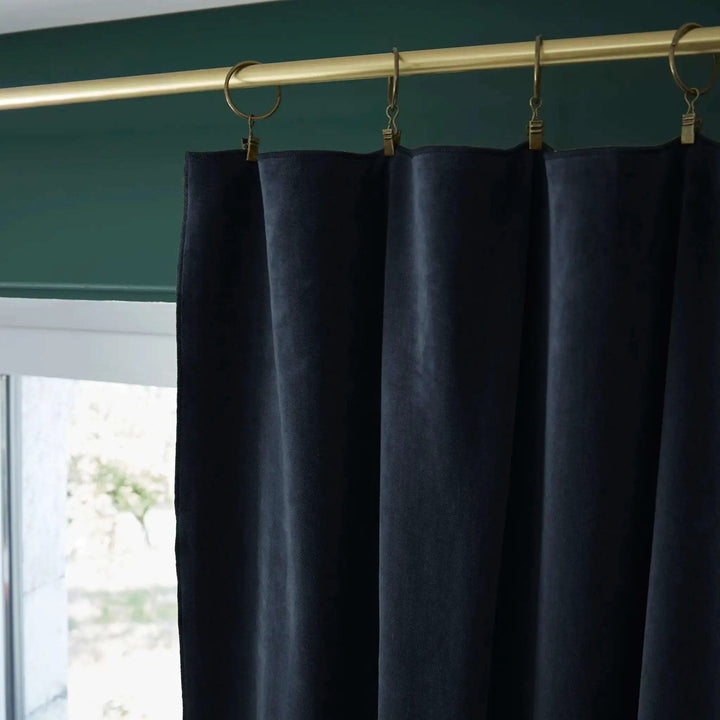 Rideau ajustable + 8 anneaux pince 140 x 270 cm Velours de coton CÉSAR Minuit by L'effet papillon