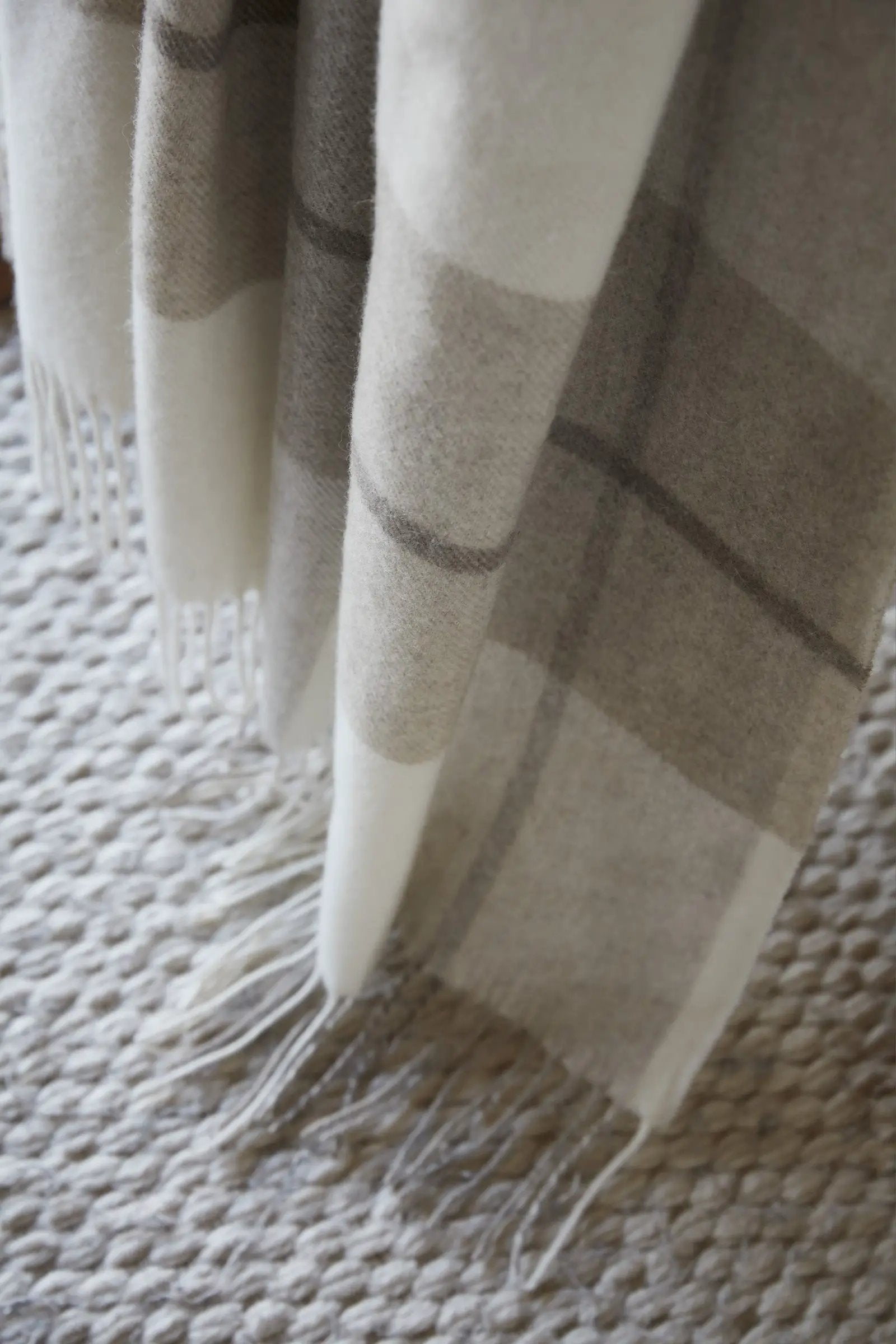 Plaid à franges 140 x 200 cm Laine MARIUS by L'effet papillon
