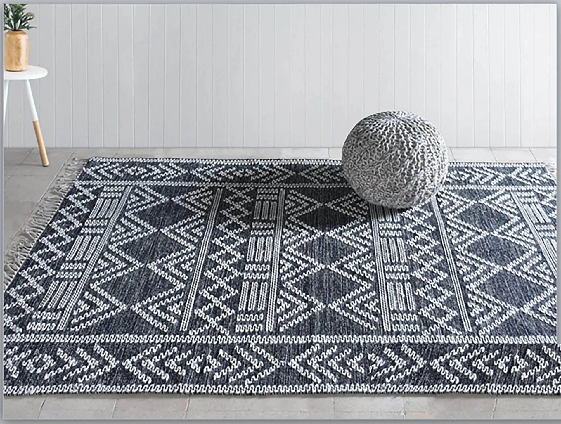 Tapis Maïs Charbon/ivoire by The Rug Republic