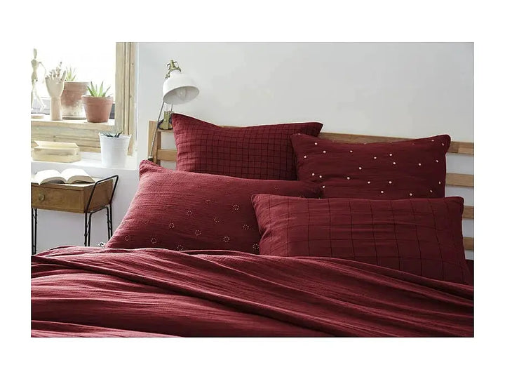 Drap plat 270 x 300 cm Gaze de coton unie GAÏA Lie de vin by L'effet papillon