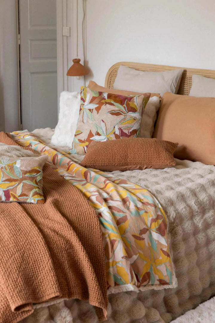 Coussin brodé Alina by Vivaraise